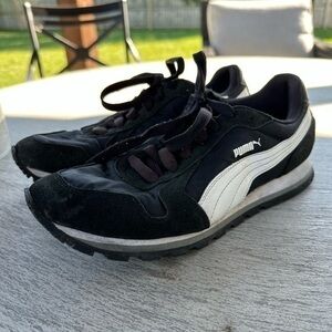 PUMA Brand Black and White Shoes Size Women’s 9 or Men’s 7.5